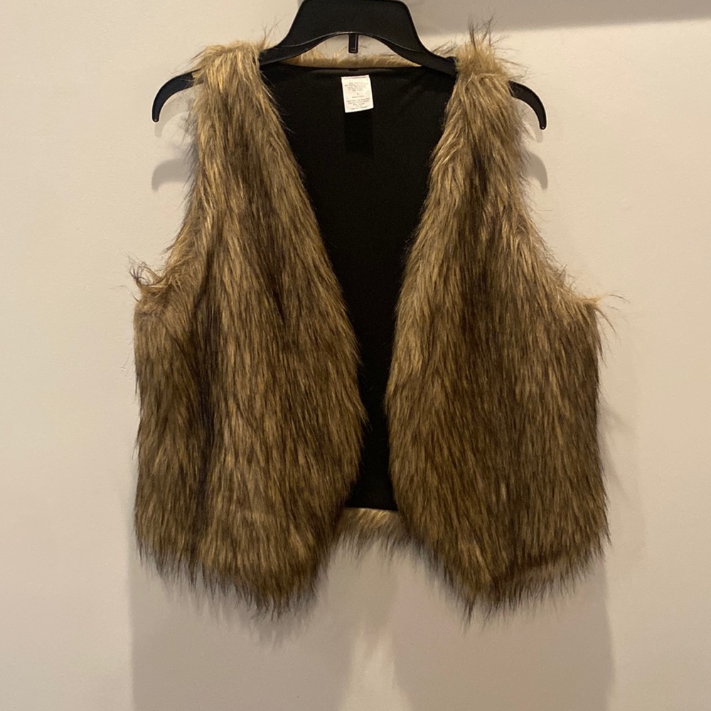 NWT brown fur vest